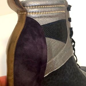 Chanii B high heeled sneaker